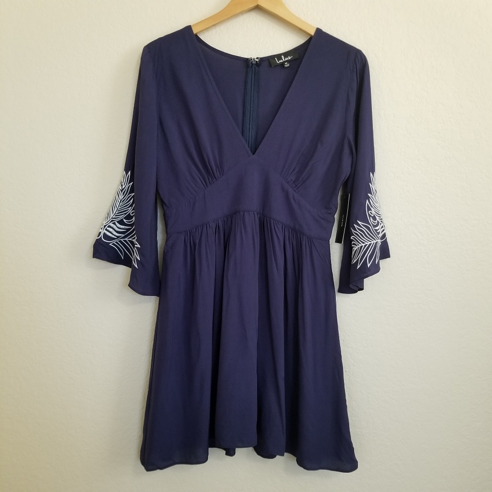 NWT Lulus Navy Bell Sleeve Embroidered Dress M